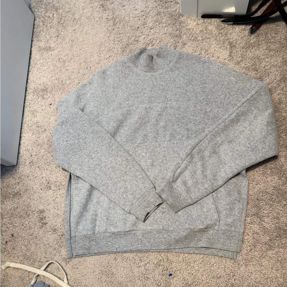 Alo Yoga Segment Pullover, Women's Gray Turtleneck Sweater - Picture 3 of 5